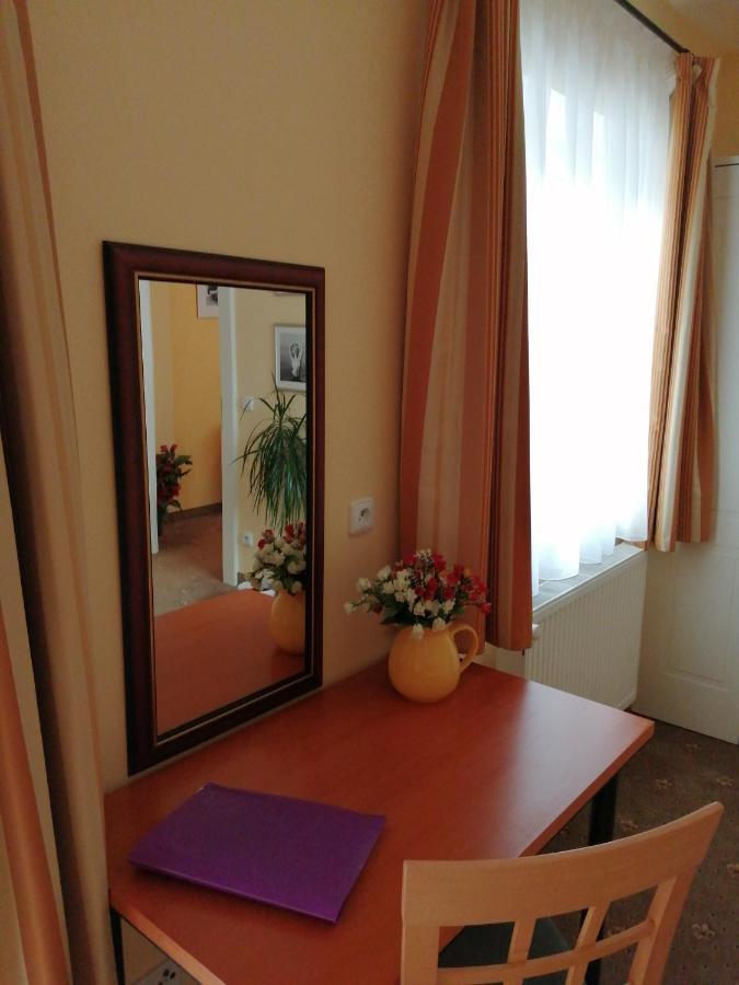 Apartmany Cesky Dvur Mariánské Lázně Dış mekan fotoğraf